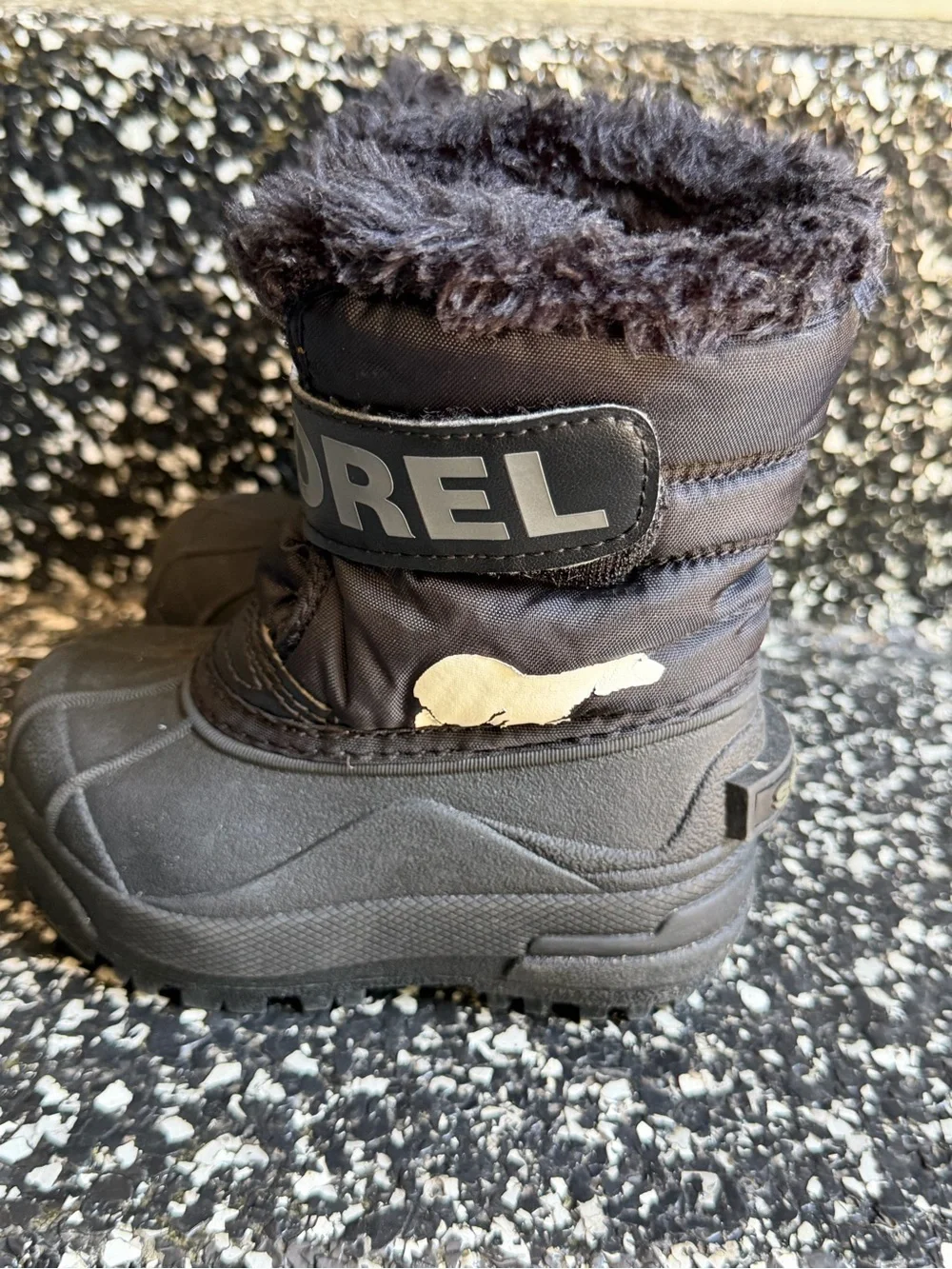 EUC Sorel Snow Commander Boots Size 7. Black